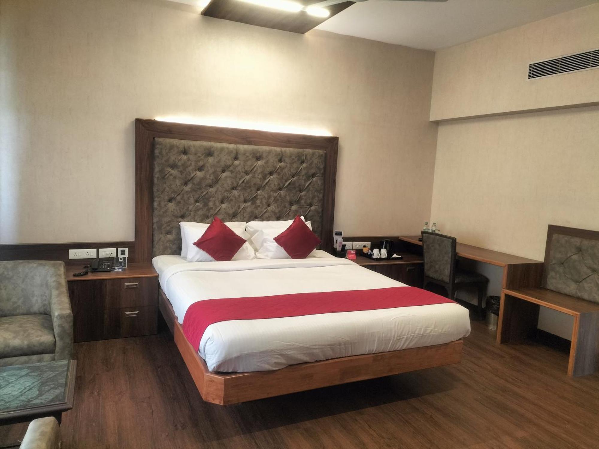 Zip By Spree Hotels Surabi International Vellore Kültér fotó