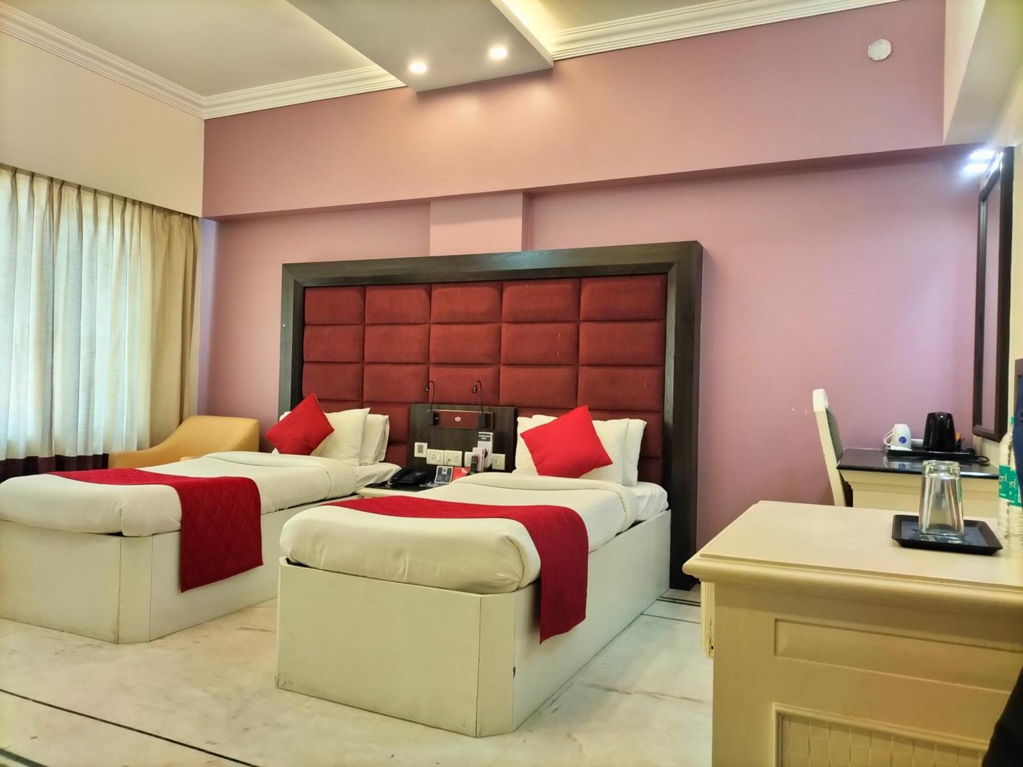 Zip By Spree Hotels Surabi International Vellore Kültér fotó