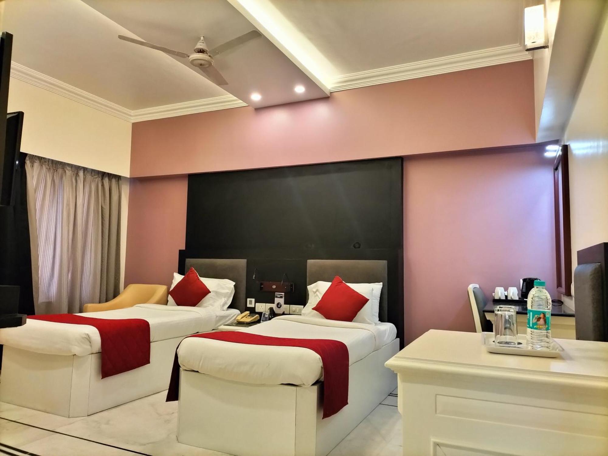 Zip By Spree Hotels Surabi International Vellore Kültér fotó
