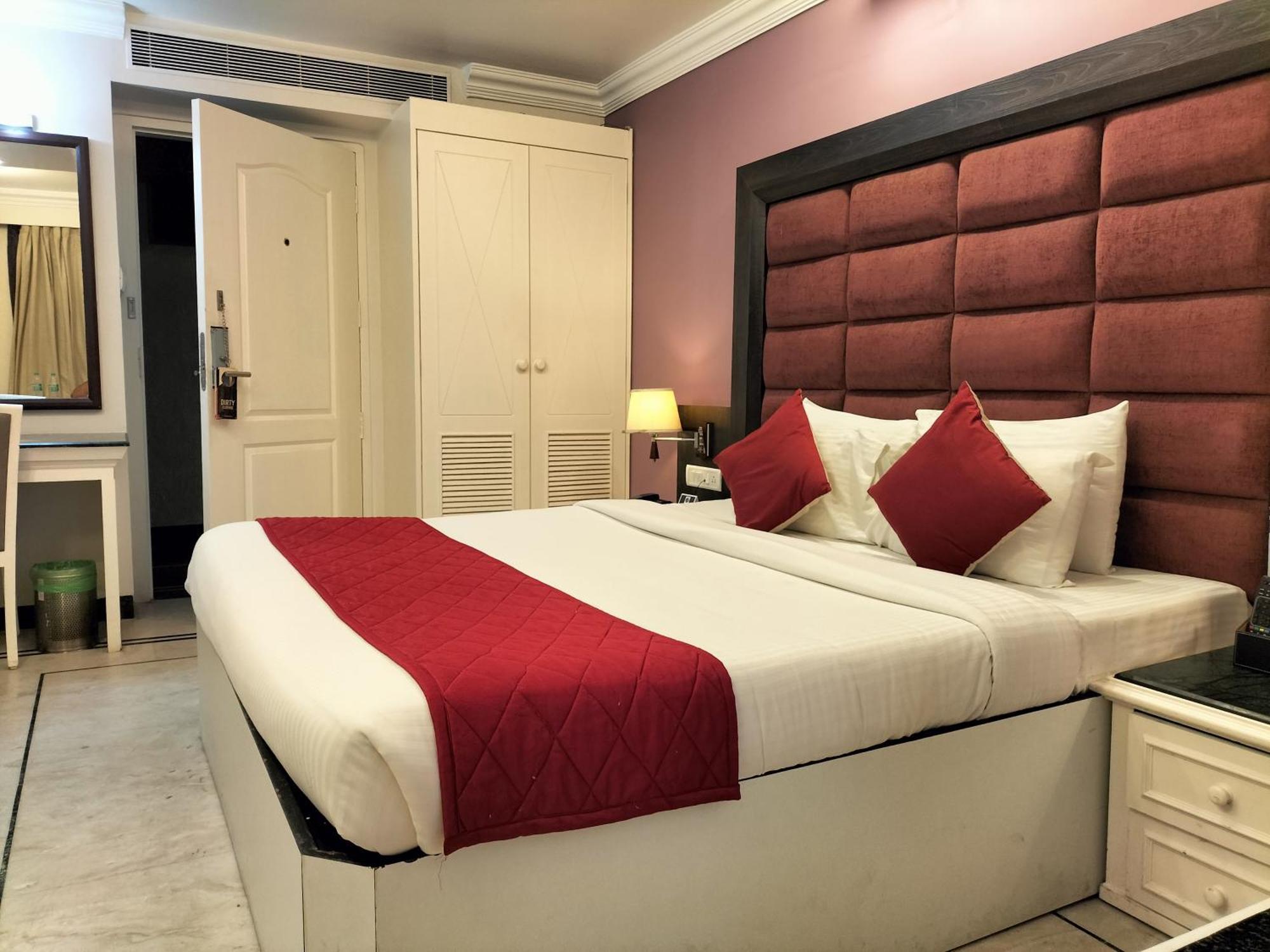 Zip By Spree Hotels Surabi International Vellore Kültér fotó