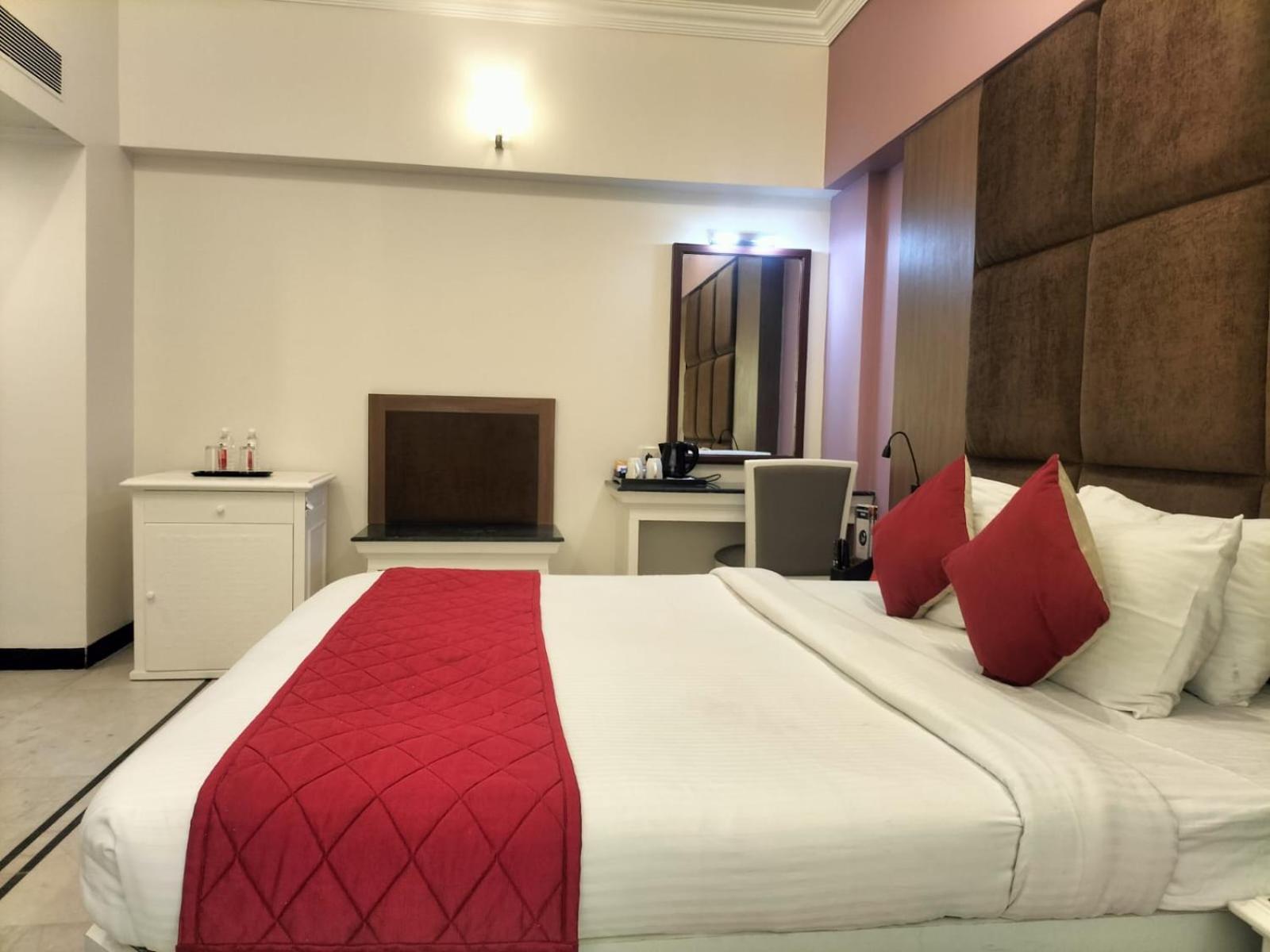 Zip By Spree Hotels Surabi International Vellore Kültér fotó